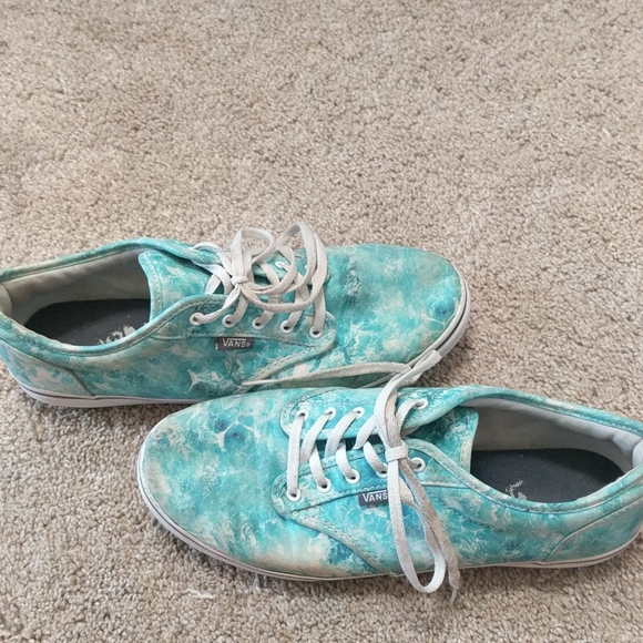 Vans - Picture 6 of 6